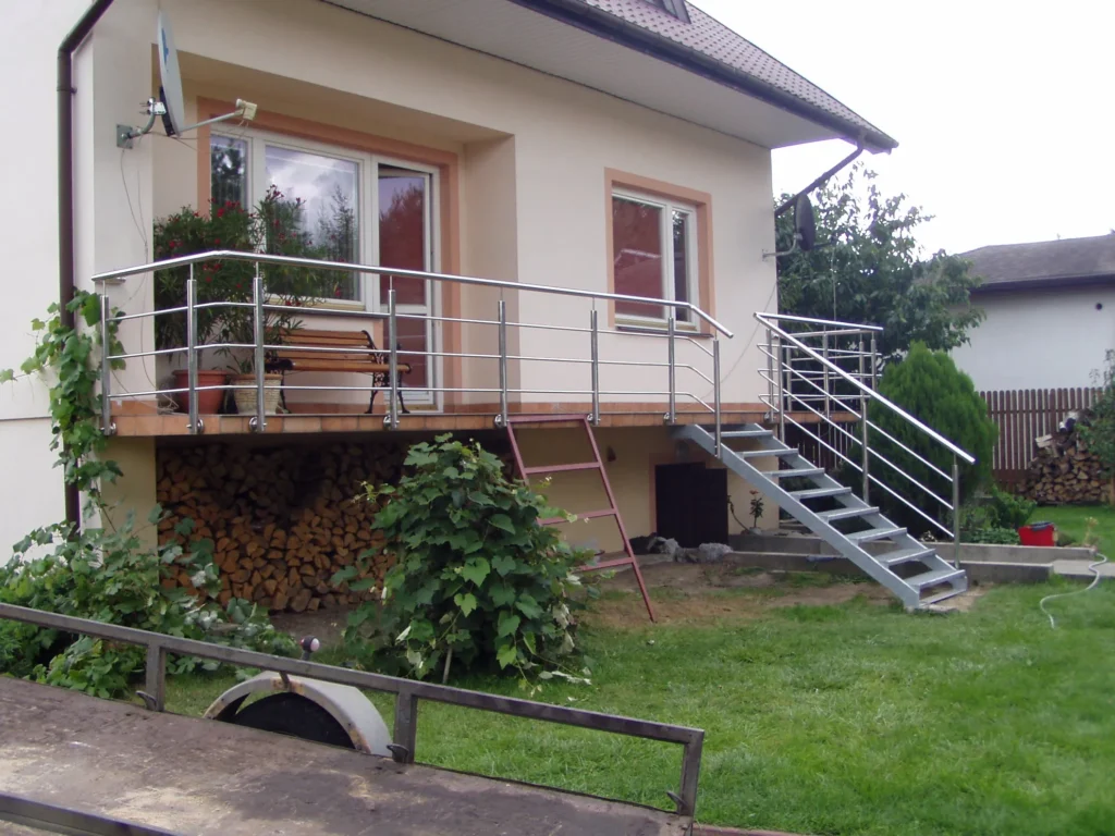 Outdoor Stairs